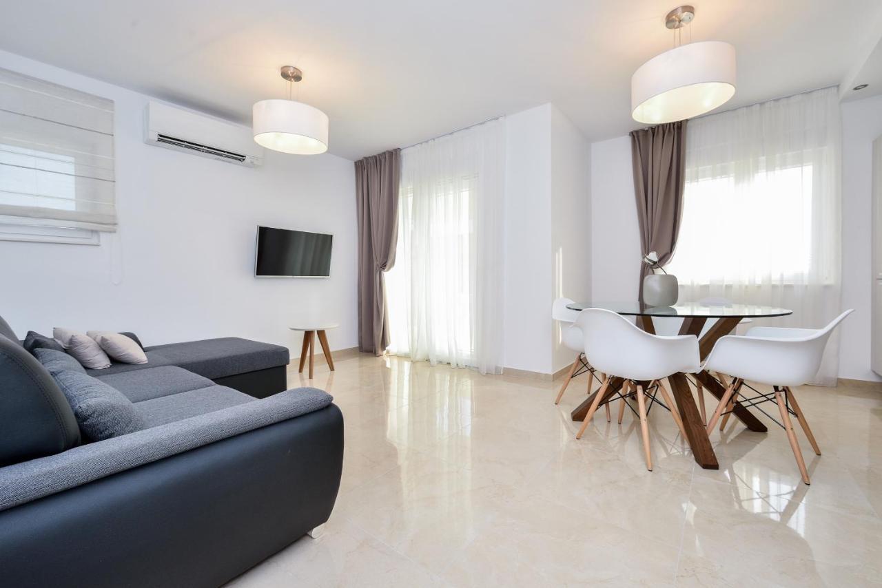 Luxury Apartment Arta-2 With Heated Pool And Jacuzzi Bibinje Dış mekan fotoğraf